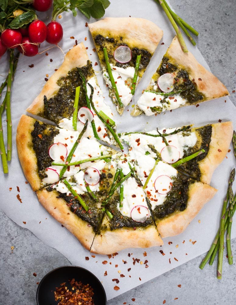 Pesto-Asparagus-Burrata-Pizza