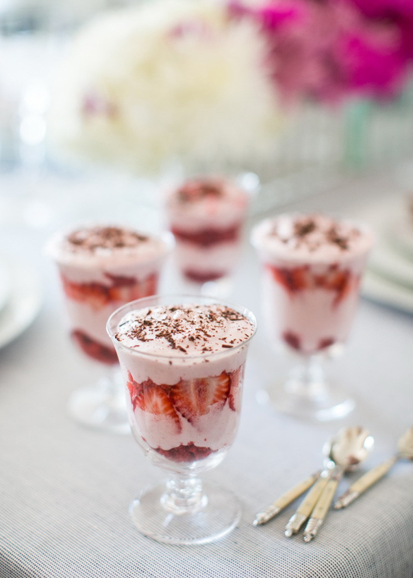 Red-Velvet-Strawberry-Mousse-Verrines-recipe-3