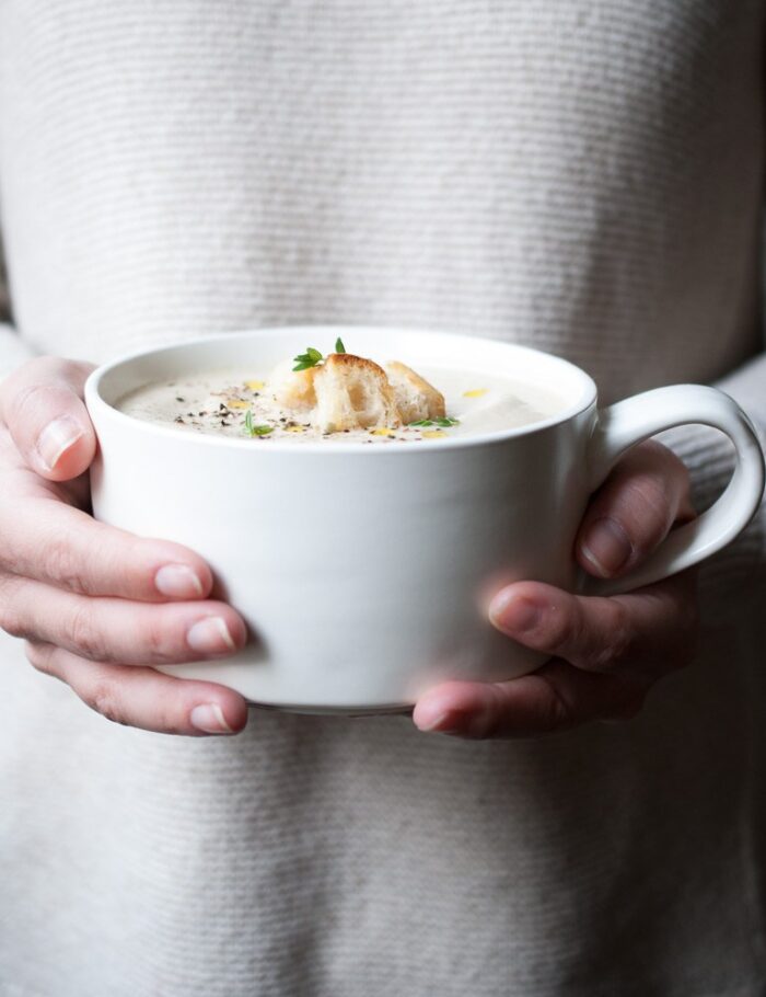 roasted cauliflower garlic soup