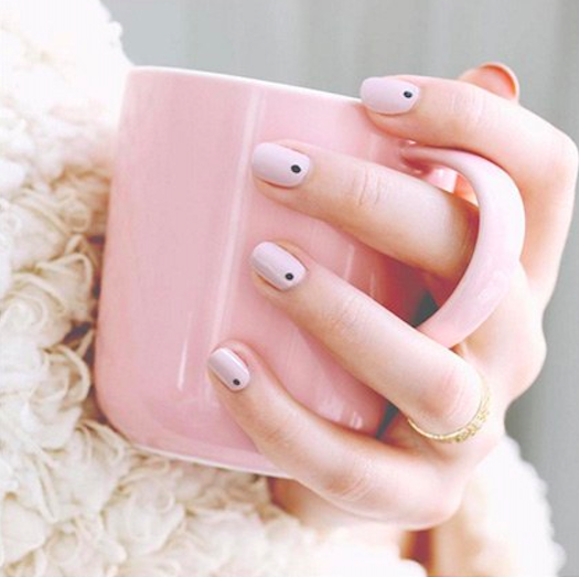 soft pink nails and nail art designs