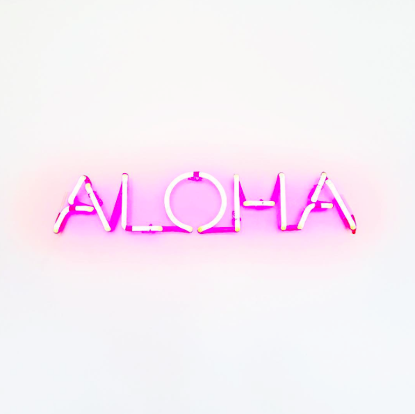 neon aloha sign