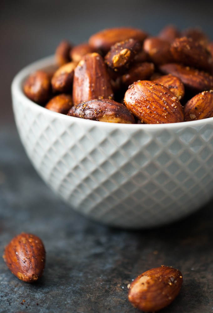 spice-roasted-almonds-3