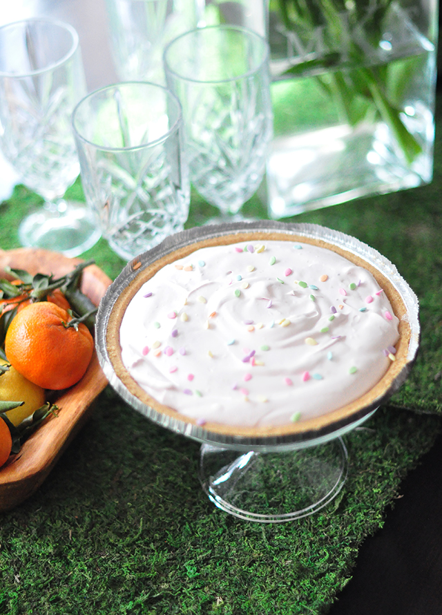 Yogurt pie