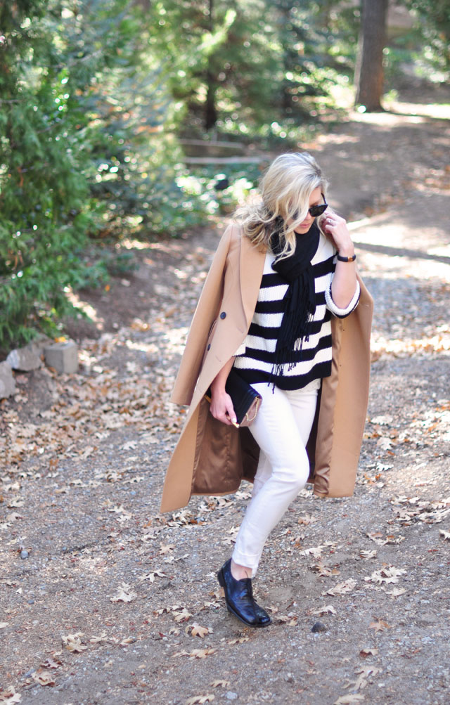 black+white stripes+ white jeans with camel coat