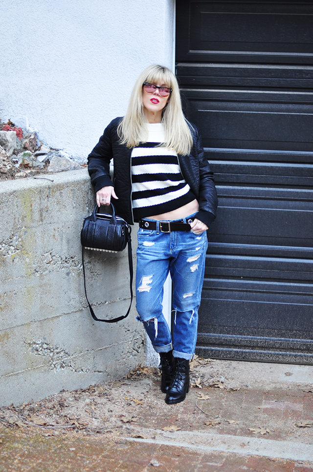 boyfriend jeans_striped sweater