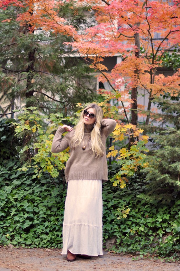 cozy fall maxi dress with sweater