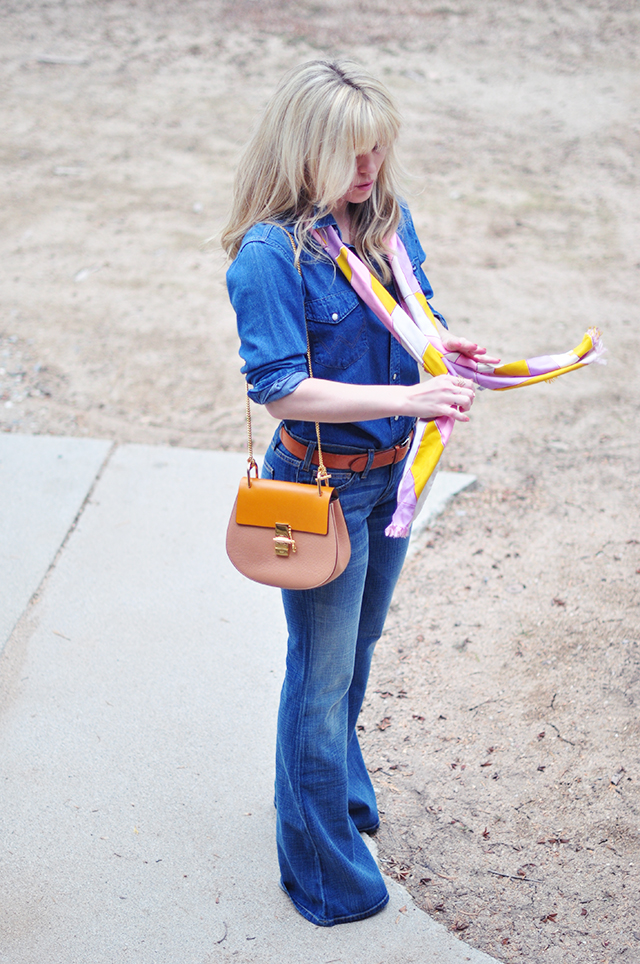 denim on denim_70s_flares_chloe drew bag