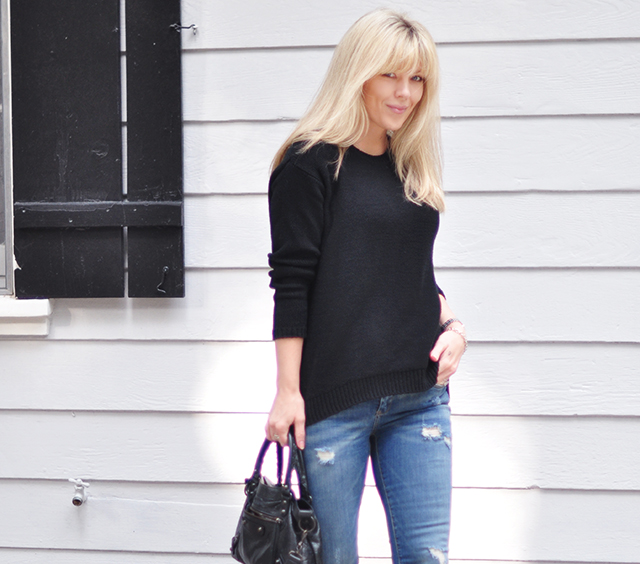 easy style_jeans+black sweater_balenciaga bag_bangs