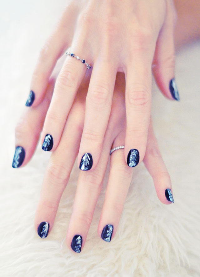 feathered nail art tutorial