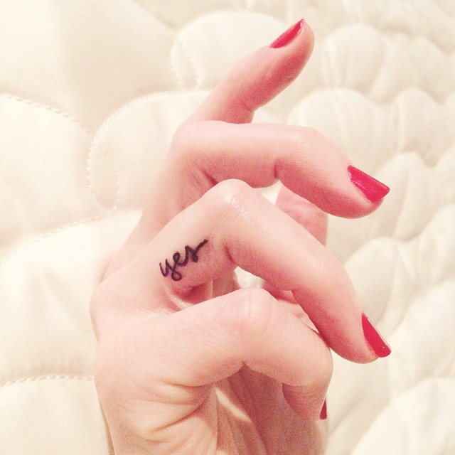 finger tattoo