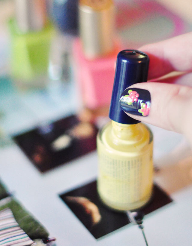 floral nail art manicure how to-5