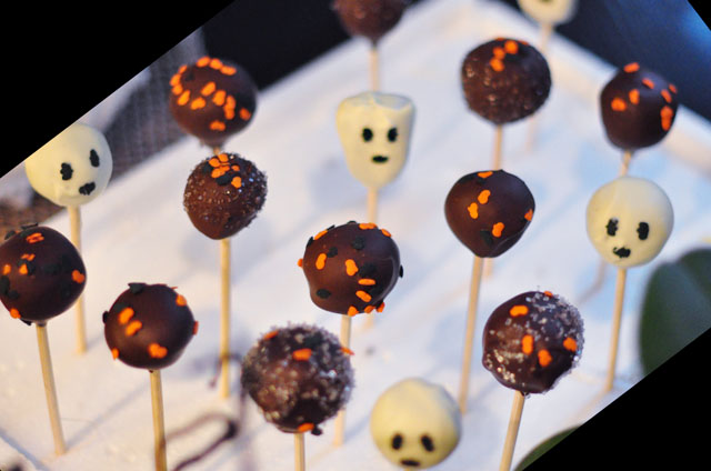 halloween-cake pops