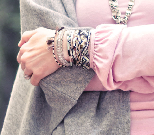 hipanema 2 bracelet-gray poncho-pink turtleneck