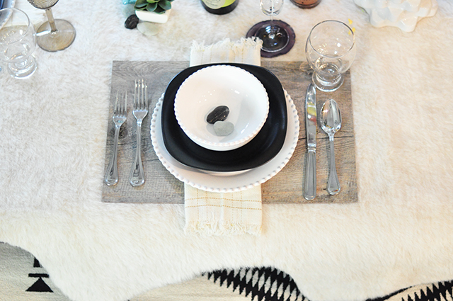 layered textures table setting_black and ivory