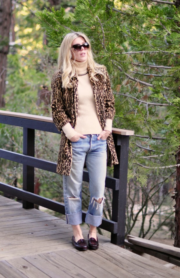 levis turtleneck loafers leopard coat - casual chic thanksgiving outfit fall style