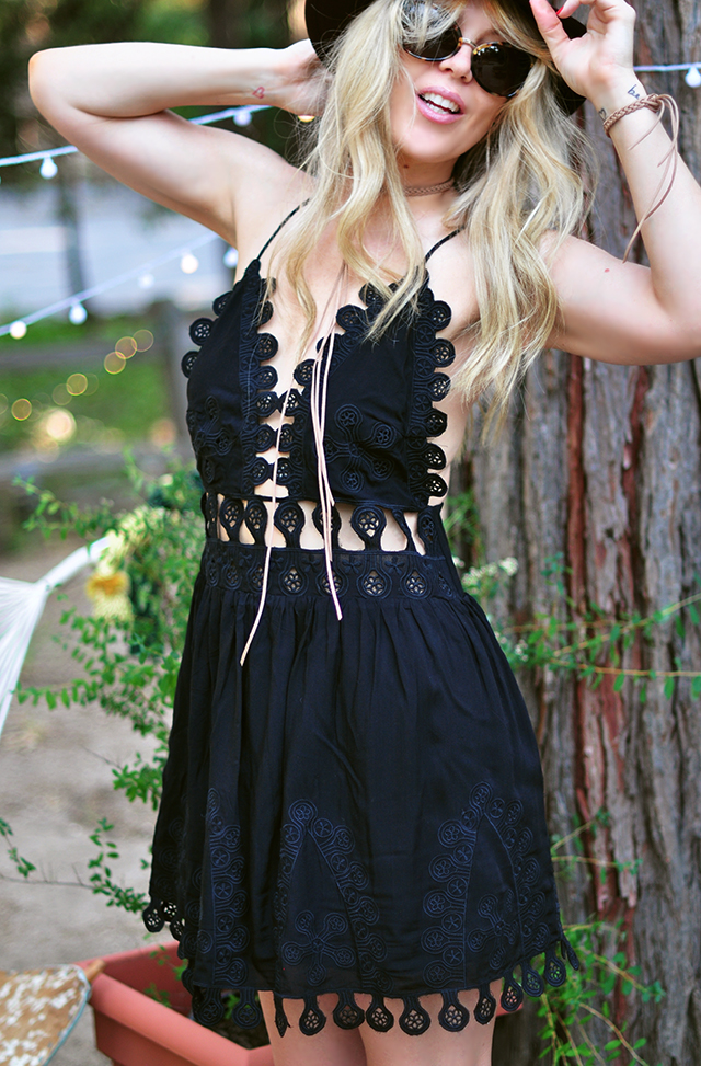 little black summer dress with hat