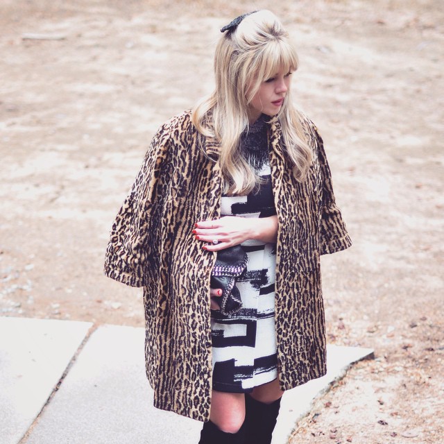 mixed prints_leopard with black and white_60s style