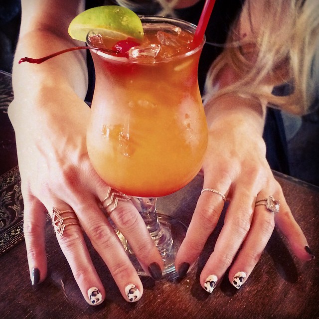 nails and drink and rings