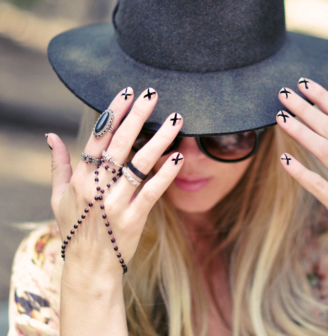 nude+black x nails - bohemian accessories