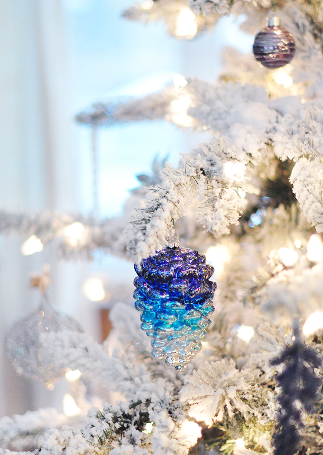 ombre pinecone ornament