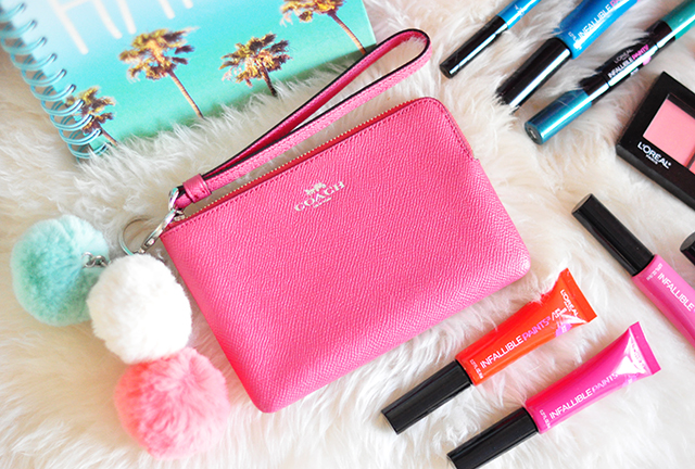 pink coach wristlet giveaway