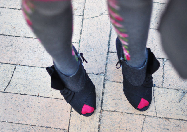 pink flower print tights-miu miu boots-heart toes-1