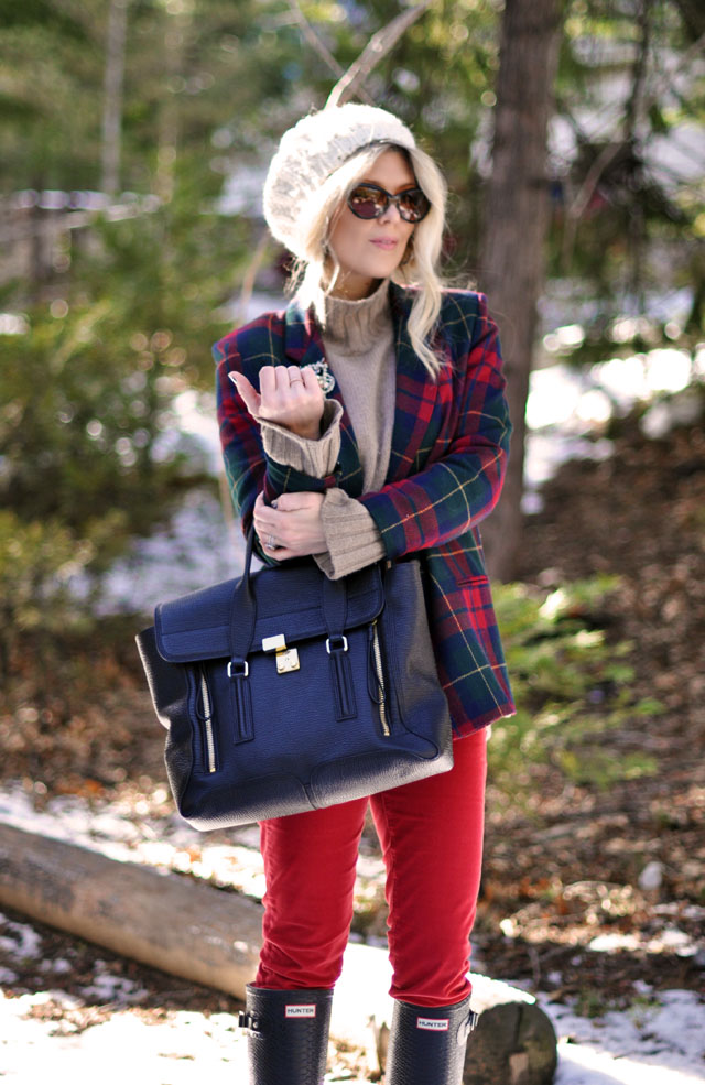 plaid jacket-hunter boots