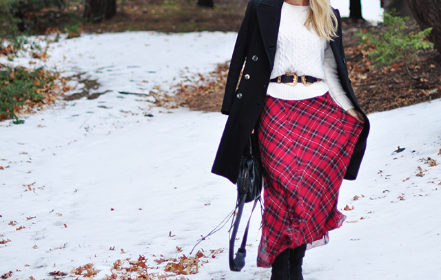 plaid-maxi-dress-in-the-snow