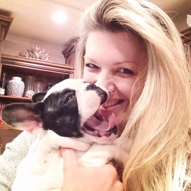 puppy yawn selfie