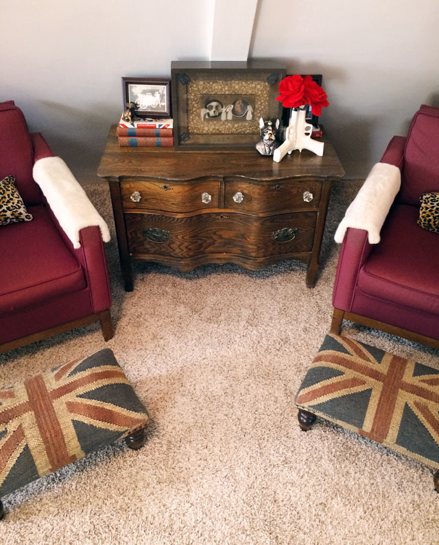 slanted hallway sitting area-victorian-modern-uk-frenchie