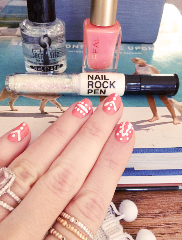 summer nails with nail rock pen
