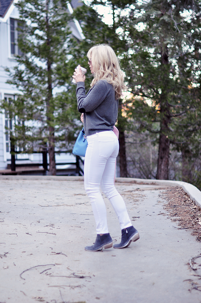 white jeans_gray sweater_gray boots_ wearing pantone colors of the year 2016