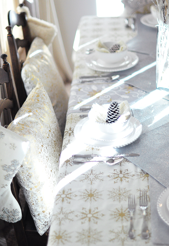 winter holiday tablescape