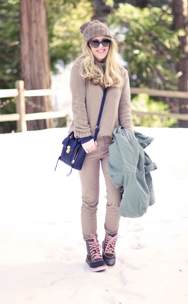 winter outfit-taupe-navy-green