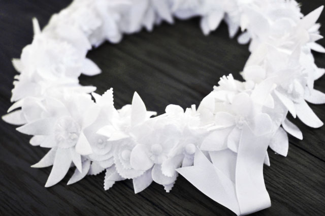 winter white floral wreath diy